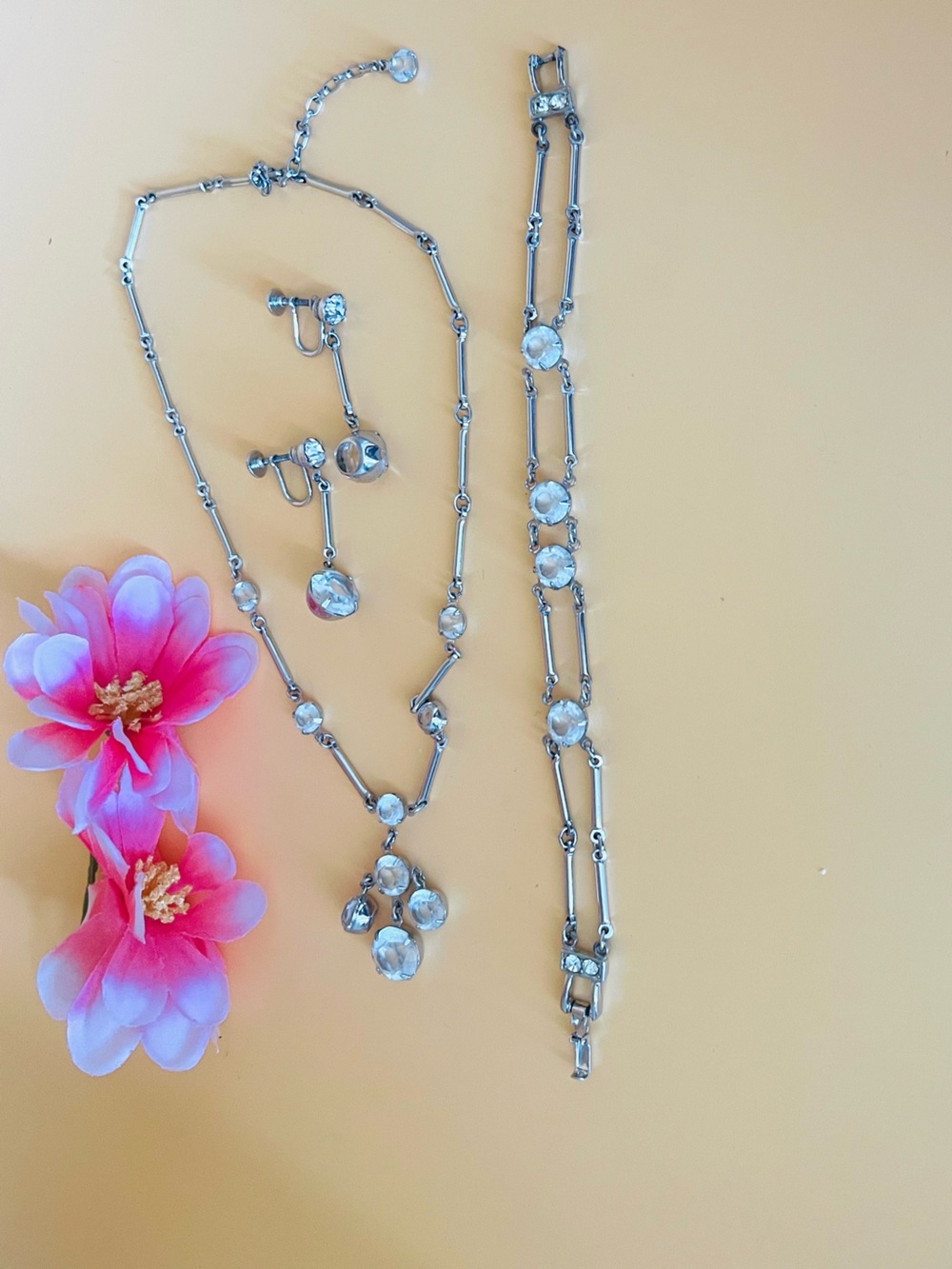 Vintage Art Deco Dangle Clear Stones  Chain Necklace, Bracelet/earrings Set